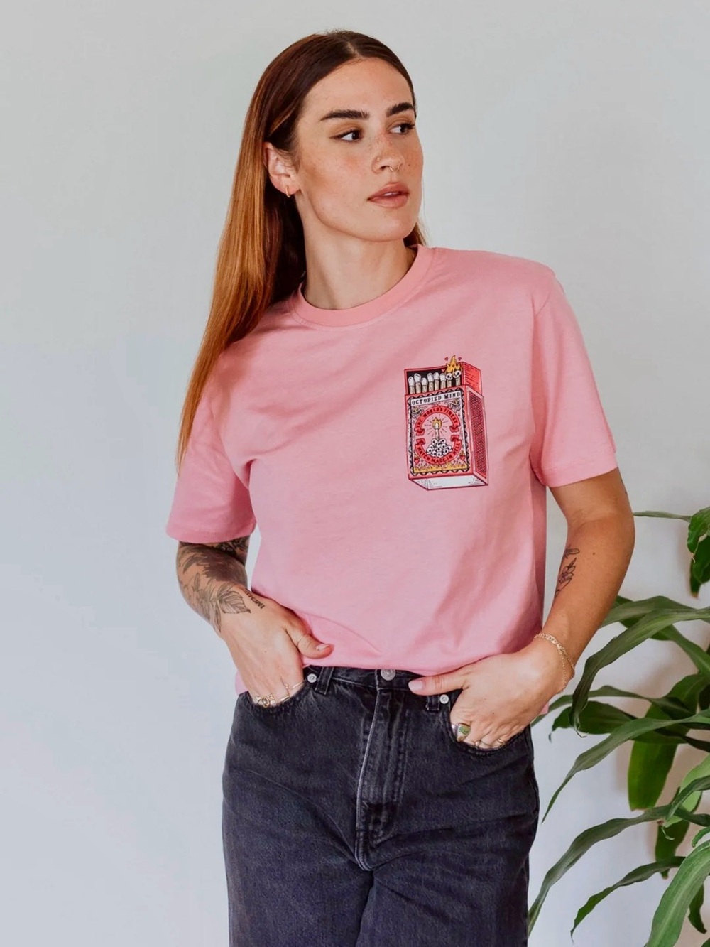 Women's Pink Graphic Short Sleeve Tee with Pocket Illustration